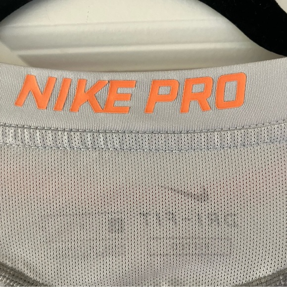 Kid’s Nike Pro Dri-Fit Fitted Athletic T-Shirt Orange & Gray (Large) - Picture 6 of 9